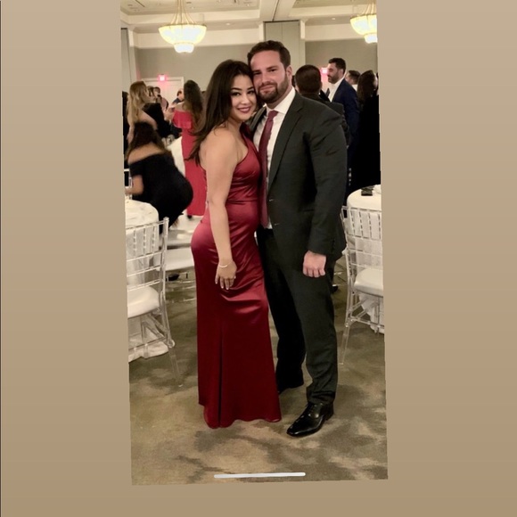 Dress - Picture 2 of 4